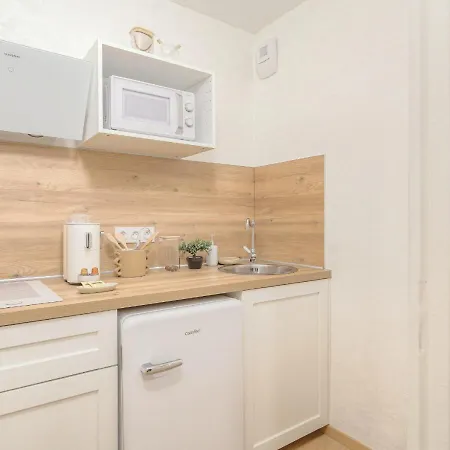 Apartament Louise - De Qualite Et Tres Cozy *